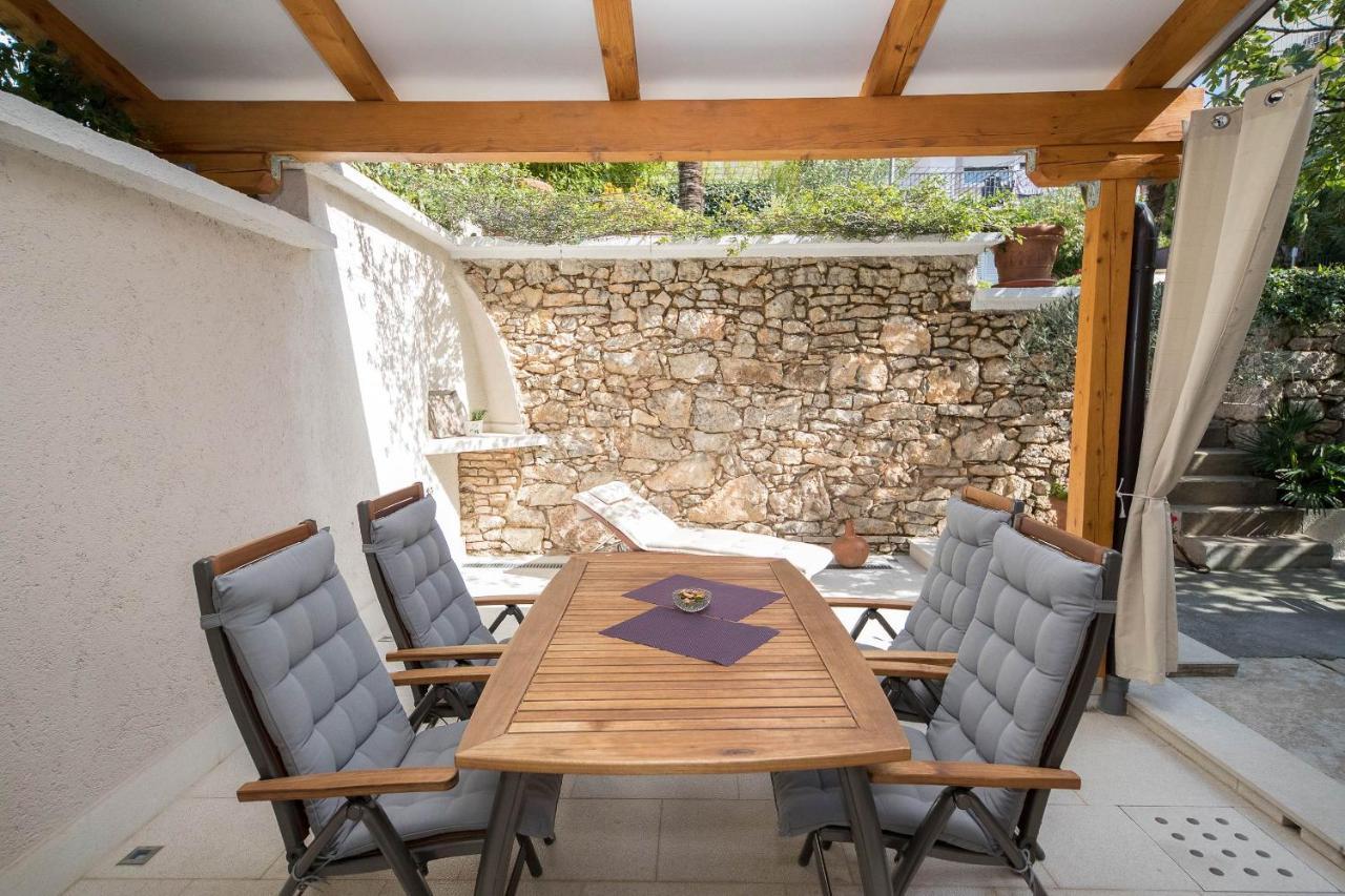 Apartmani Marion Crikvenica Exterior foto